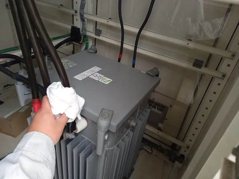 福井電気有限会社の電気工作物年次点検の実施風景